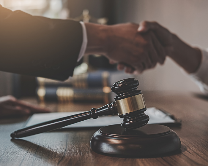 Avukatla Çalışmanın Hukuki Avantajları